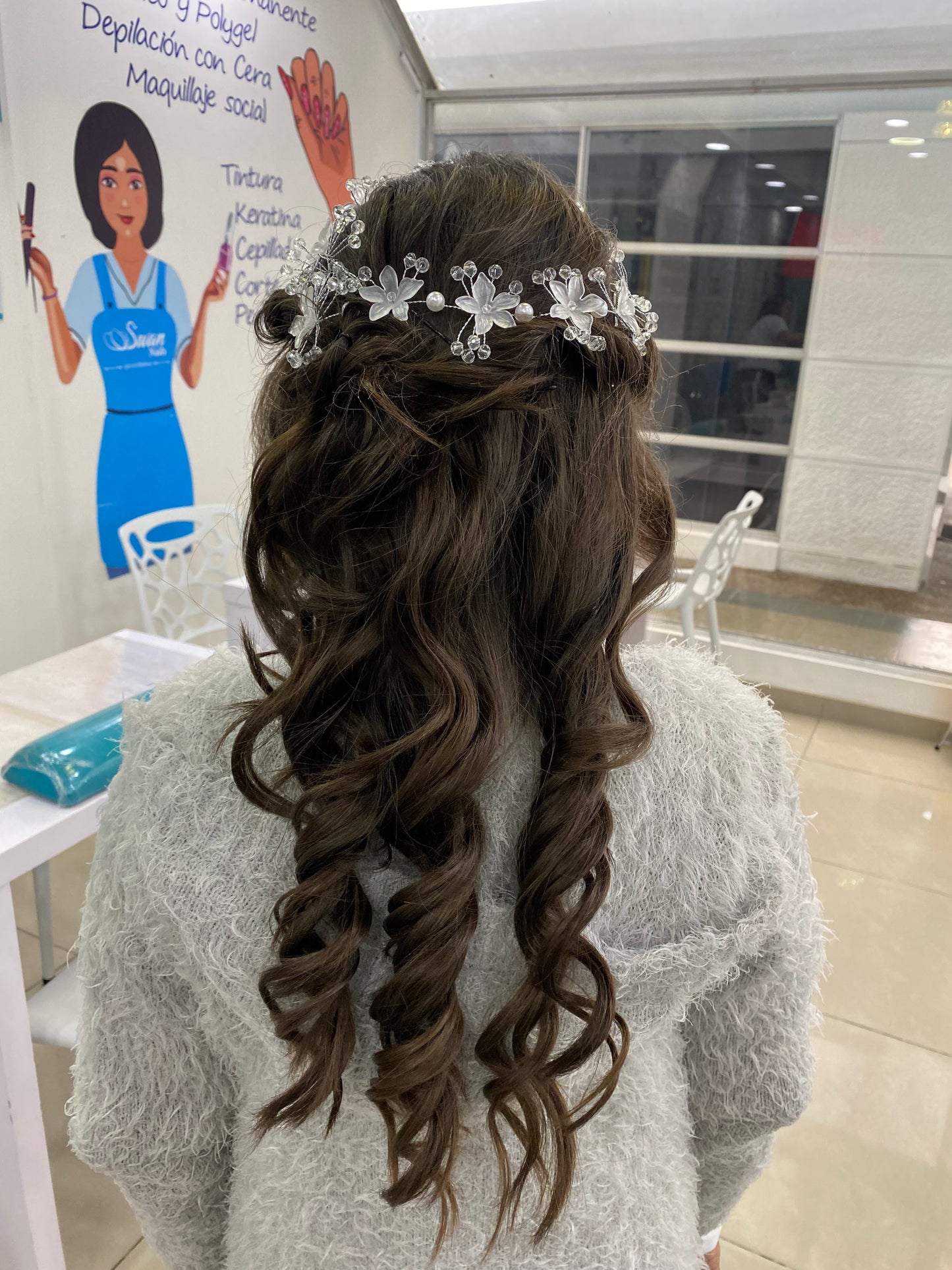 Trenzas Niñas pegadas y sueltas